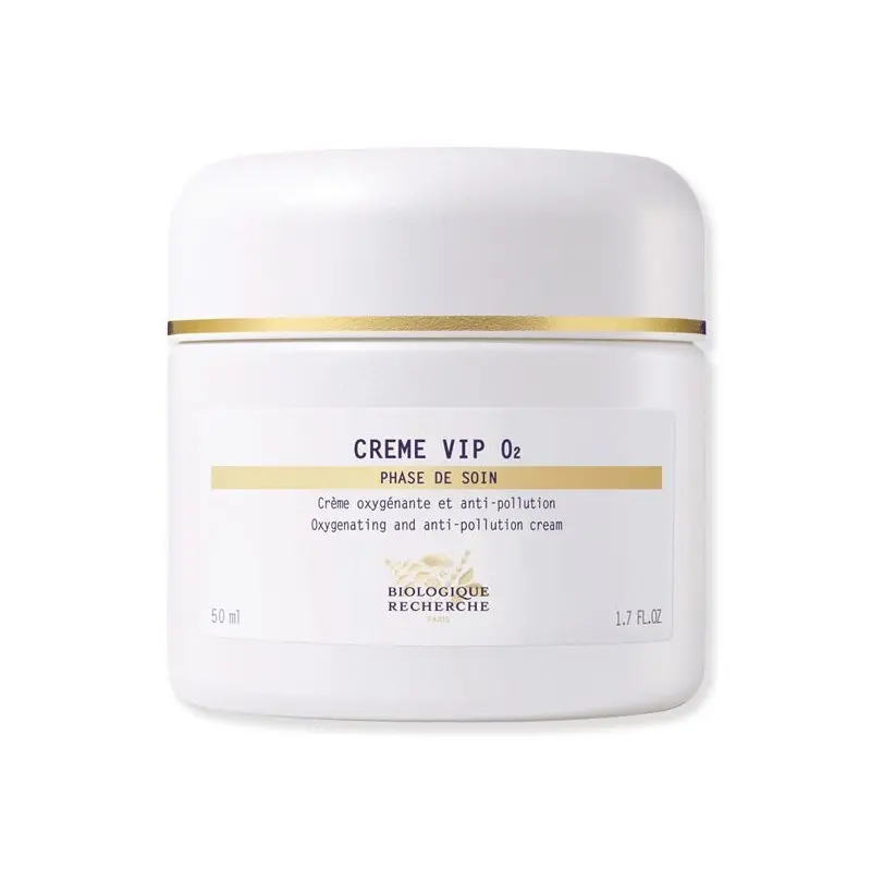 Crème VIP O₂: crema que hidrata, energiza y protege. Ideal para pieles normales a mixtas que buscan un efecto revitalizante continuo.