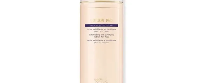 Lotion P50 – Para pieles mixtas o con desequilibrios leves Versión clásica (sin fenol). Exfolia, purifica y regula el sebo sin agredir. Si tienes la piel algo grasa, con poros dilatados pero no sensible, es una gran opción. 🔹 Ideal para: pieles normales, mixtas o con poros abiertos. 🔹 Acción: equilibrante, purificante.