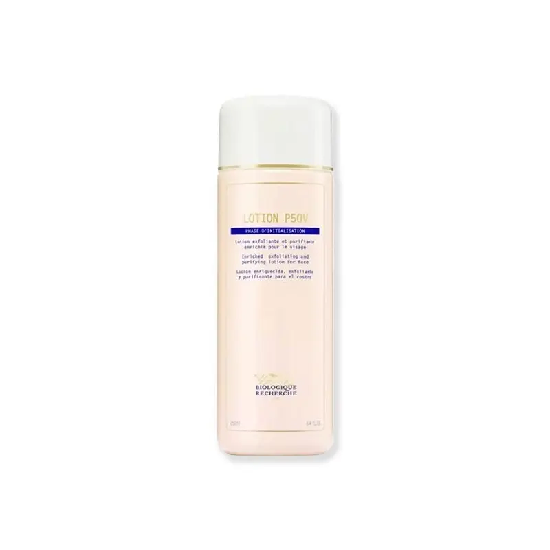 Lotion P50V – Para pieles desvitalizadas o madurasTiene una acción exfoliante, pero con activos revitalizantes. Perfecta si notas tu piel apagada, fatigada o con primeros signos de envejecimiento. Contiene extractos de levadura y vitaminas.🔹 Ideal para: pieles normales a secas, maduras, sin energía.
🔹 Acción: iluminadora y tonificante.